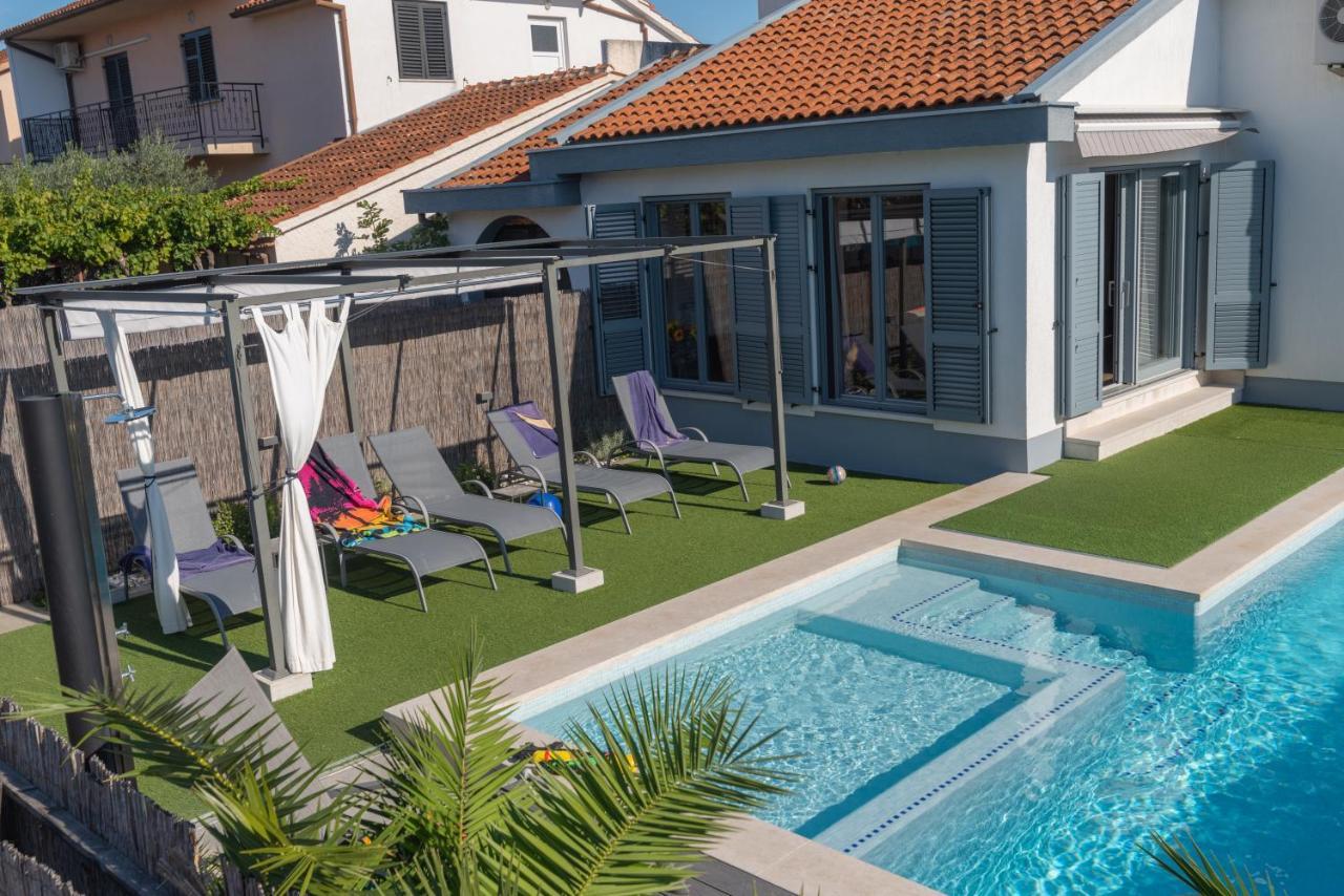 Kuntrada 45 Holiday Home - Heated & Kids Pool Fažana Kültér fotó
