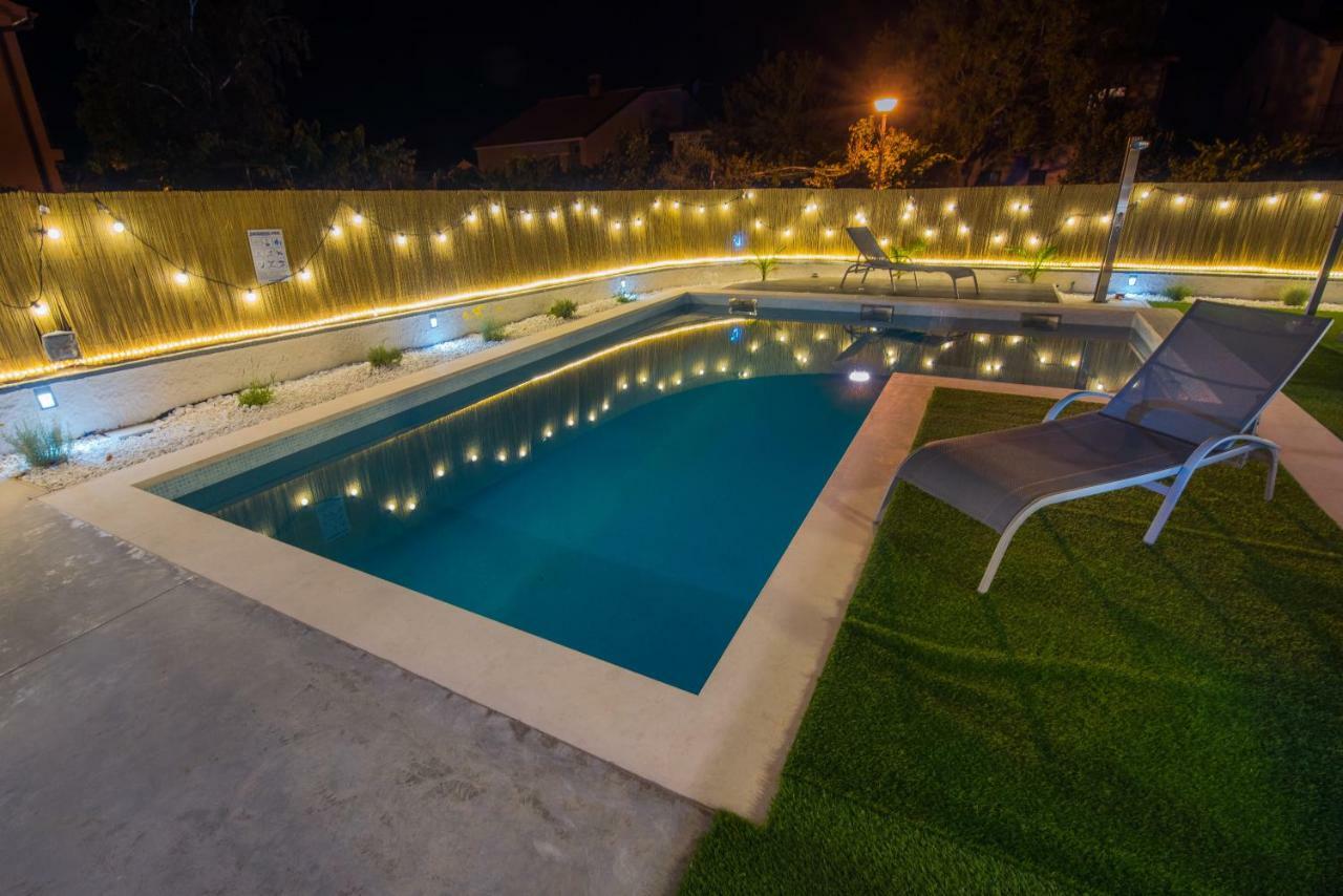 Kuntrada 45 Holiday Home - Heated & Kids Pool Fažana Kültér fotó